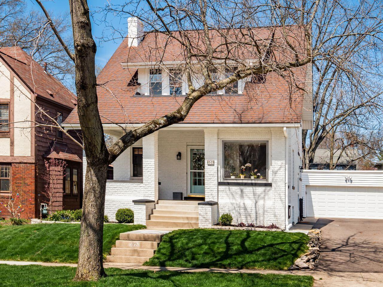 52 Fallis Road Columbus, OH 43214 - Photo 3 of 45 Front Exterior