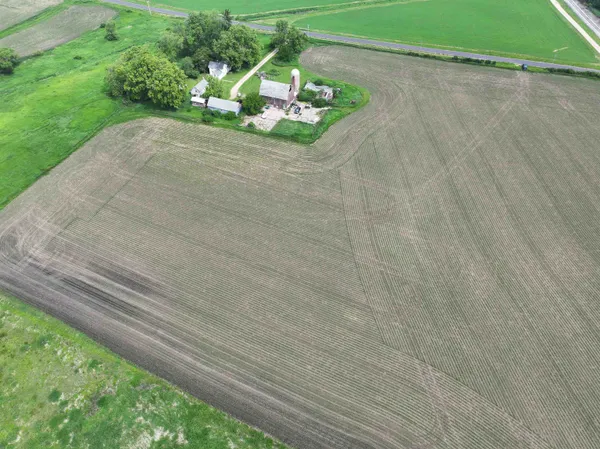 $2,200,000 | 4923 Meek Road, Arlington, WI 53911