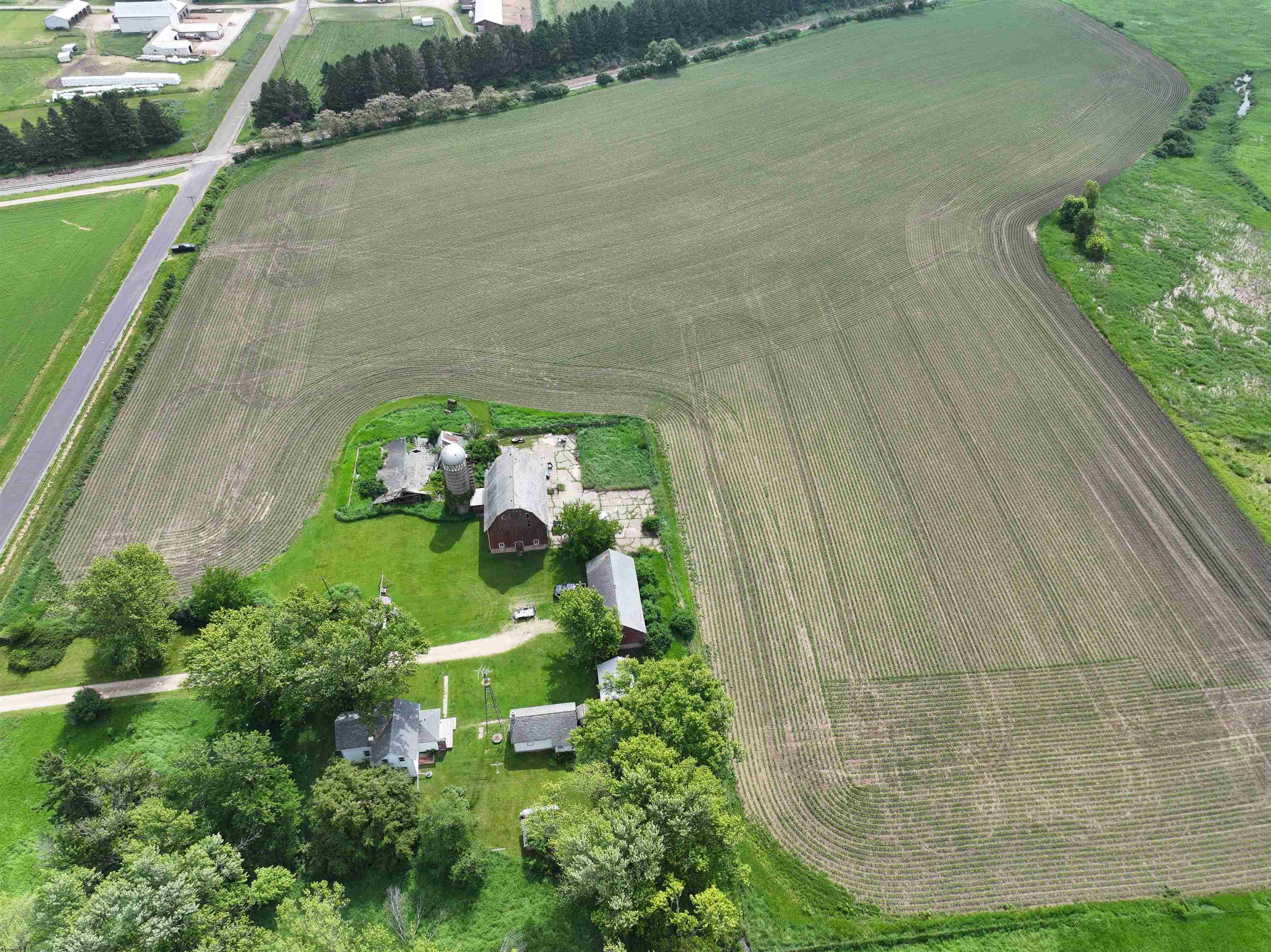 4923 Meek Road Arlington, WI 53911 - Photo 35 of 48