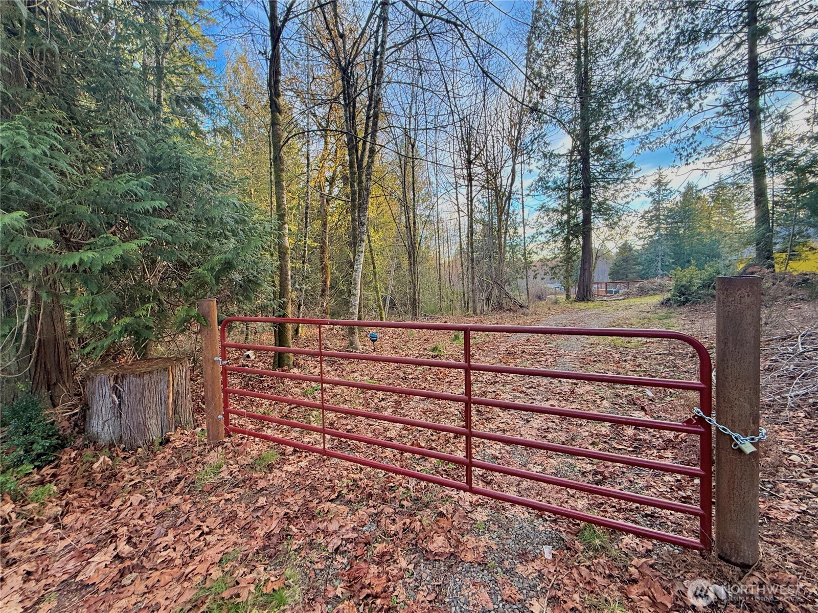 680 Highway 302 Allyn, WA 98524 - Photo 27 of 34