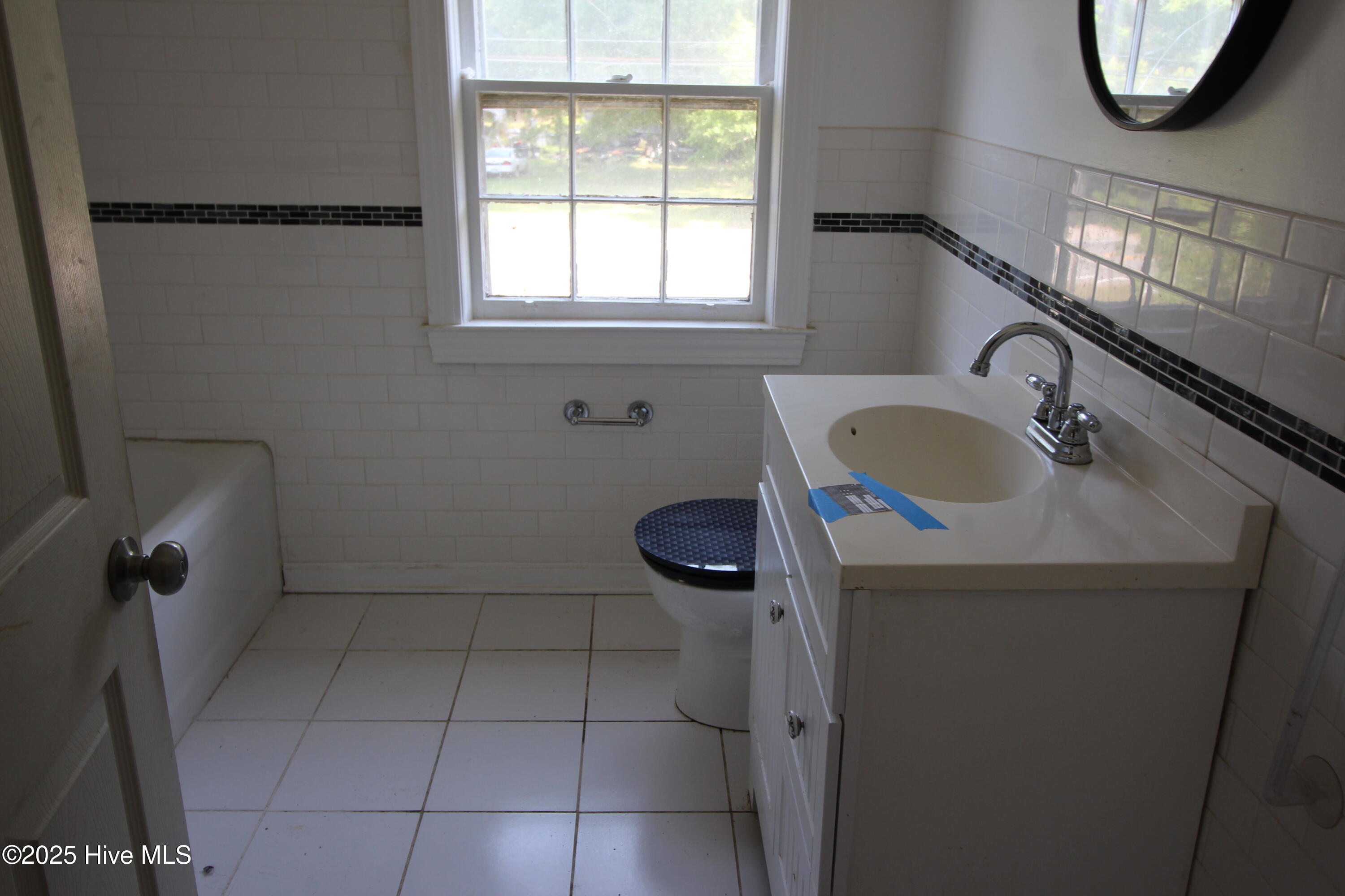 417 West Jackson Street Rich Square, NC 27869 - Photo 13 of 14 Bath