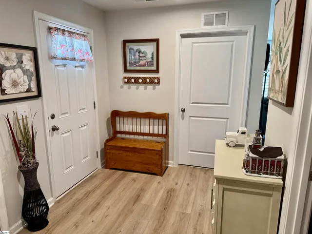 $305,000 | 117 Alice Court, Easley, SC 29642