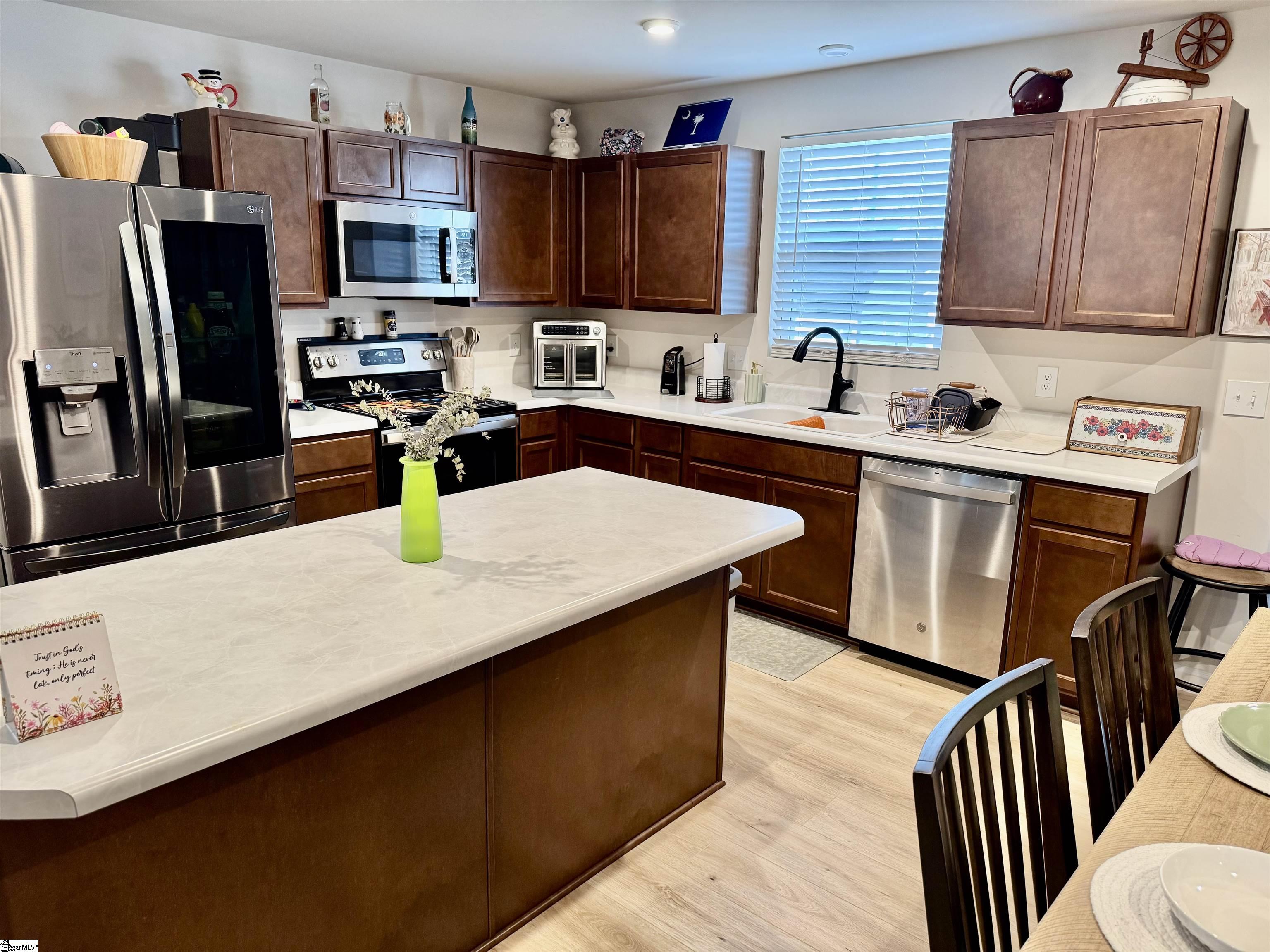 117 Alice Court Easley, SC 29642 - Photo 9 of 41