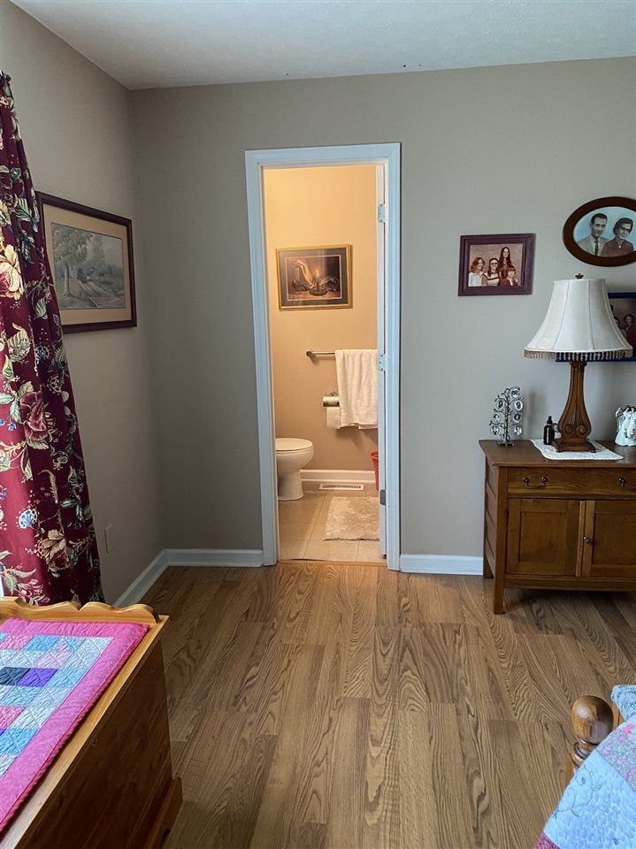 535 Anna Sandhill Road Bowling Green, KY 42101 - Photo 7 of 13 Gallery Image 7