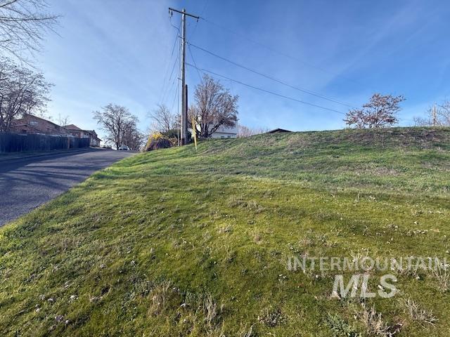0 Silcott Street Lewiston, ID 83501 - Photo 5 of 9 View of grassy yard