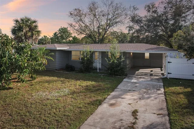 $349,900 | 520 Fairfax Lane, Apollo Beach, FL 33572