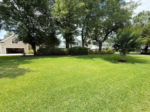 $699,900 | 213 Ashmont Drive, Wando, SC 29492