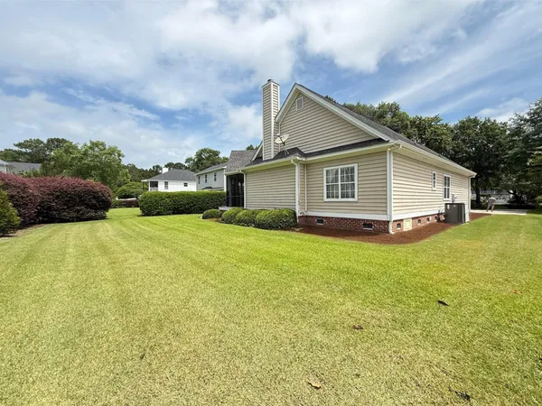$699,900 | 213 Ashmont Drive, Wando, SC 29492