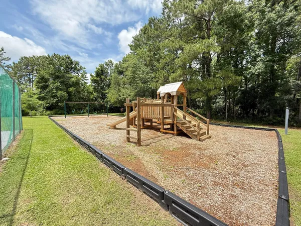 $699,900 | 213 Ashmont Drive, Wando, SC 29492