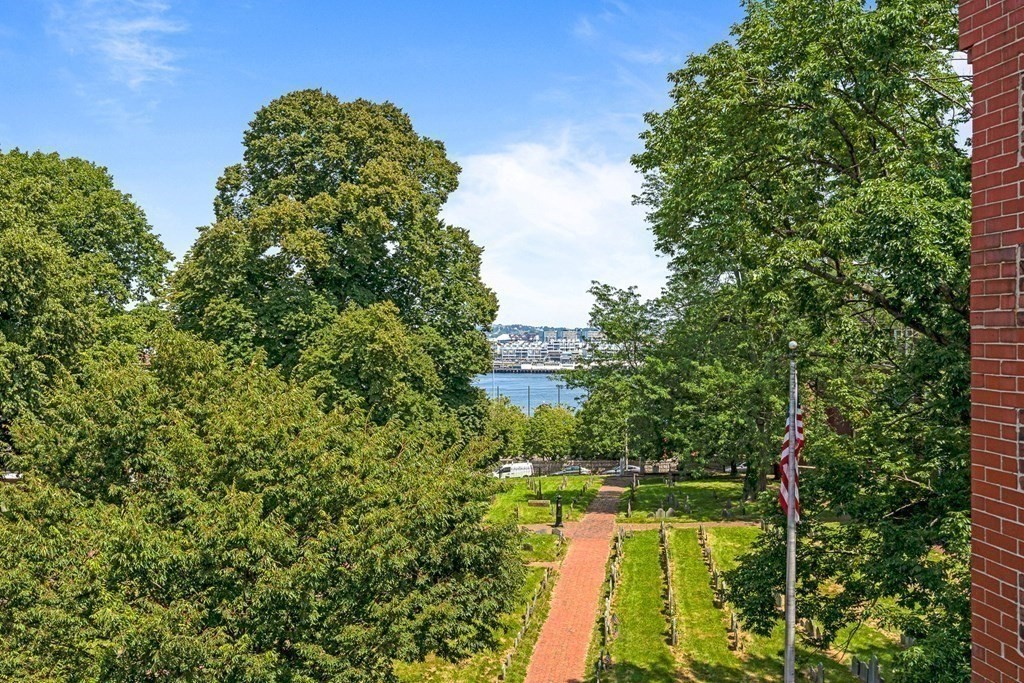 44 Hull Street Boston, MA 02113 - Photo 22 of 26