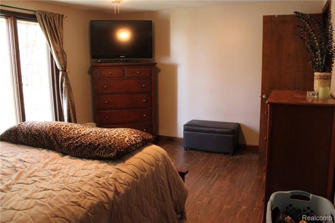 3813 Douglas Road Ida, MI 48140 - Photo 17 of 29 IMG_2675.JPG