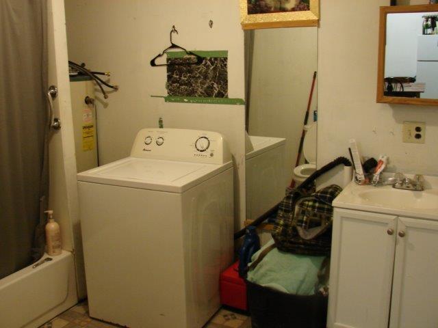 77 Main Street Madison, ME 04950 - Photo 10 of 32 apt 2