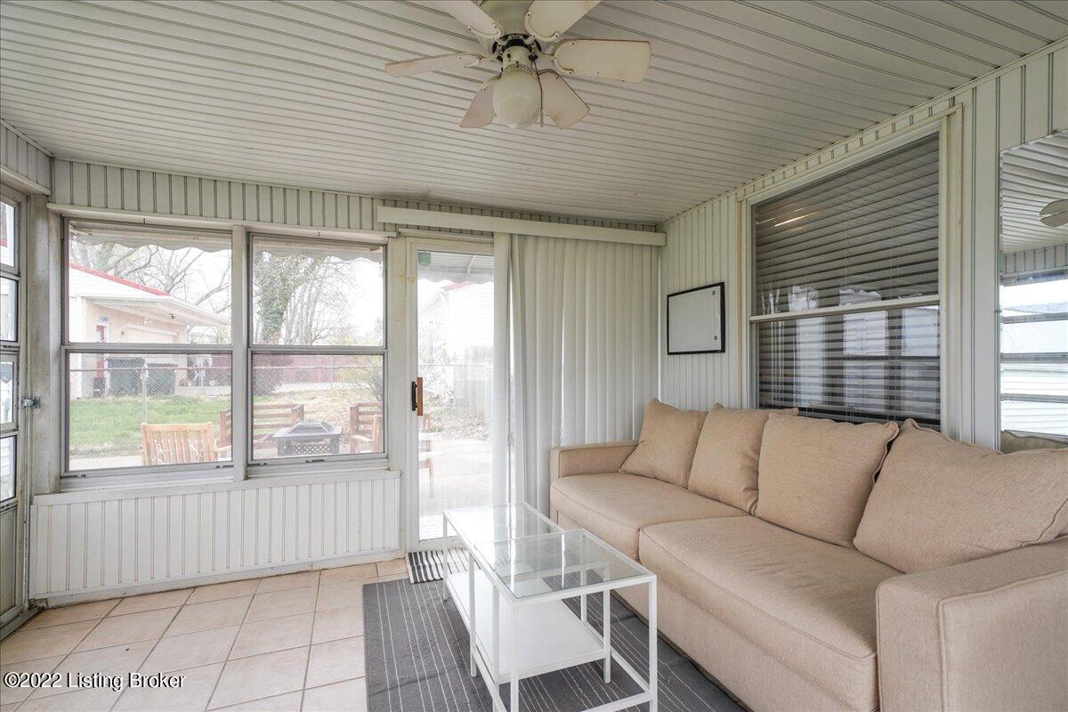 10009 Robsion Road Louisville, KY 40299 - Photo 18 of 22 18-10009-18