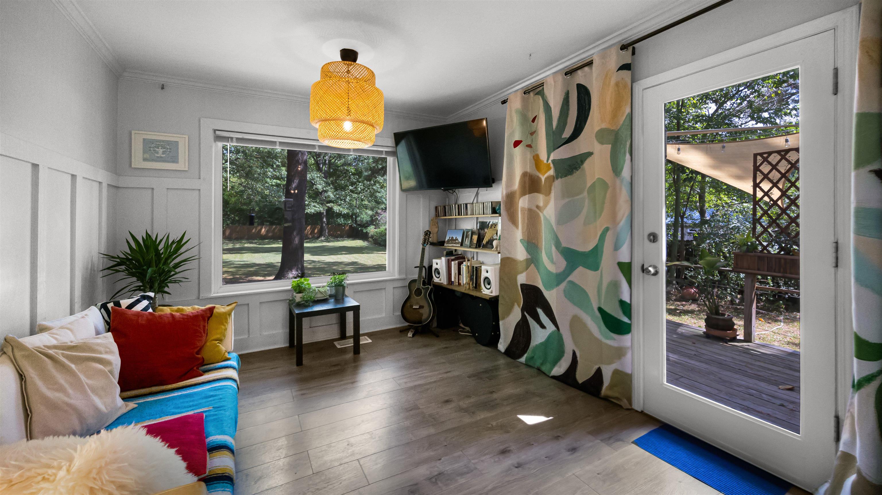 144 Sycamore Road Collierville, TN 38017 - Photo 4 of 11 a living room with furniture mirror and a fireplace