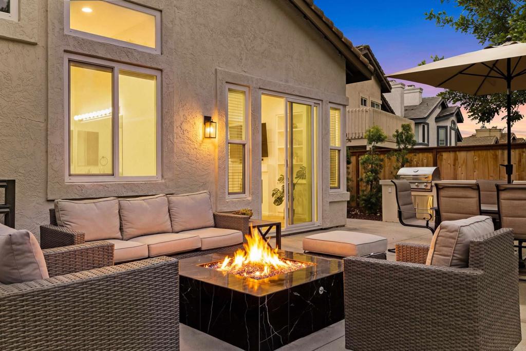 732 Poppy Road San Marcos, CA 92078 - Photo 5 of 53