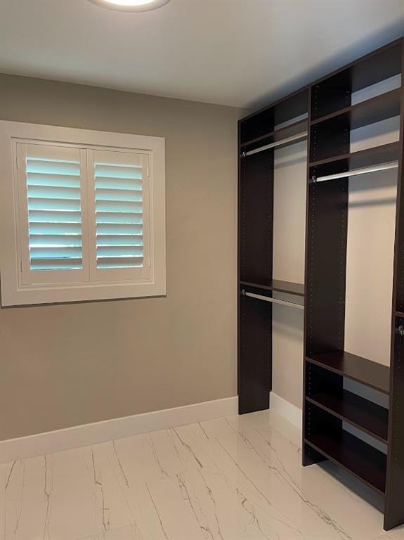 2728 Northeast 27th Avenue Lighthouse Point, FL 33064 - Photo 16 of 19