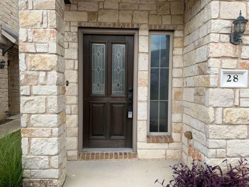 2105 Town Centre Drive, Unit 28 Round Rock, TX 78664 - Photo 2 of 28 Property entrance