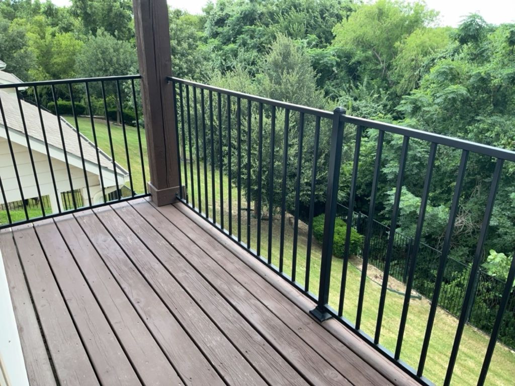 2105 Town Centre Drive, Unit 28 Round Rock, TX 78664 - Photo 22 of 28 Balcony