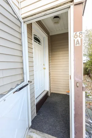 $2,150 | 68 Newhall Street, Unit 68A, Malden, MA 02148
