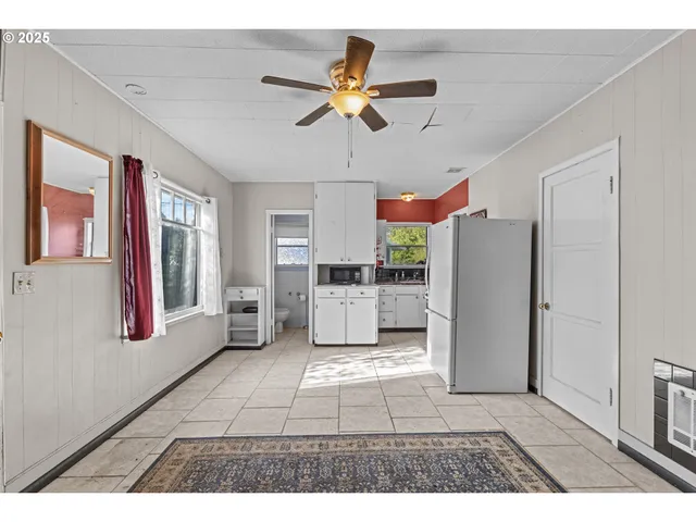 $395,000 | 1713 Maple Street, Myrtle Point, OR 97458