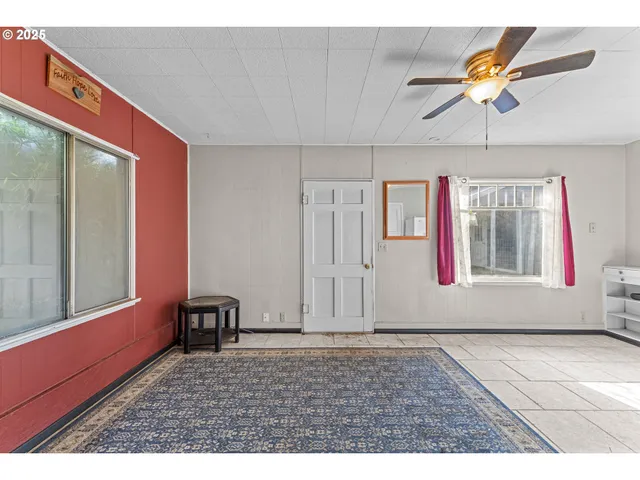 $395,000 | 1713 Maple Street, Myrtle Point, OR 97458