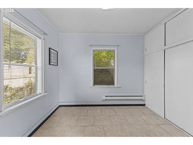 $395,000 | 1713 Maple Street, Myrtle Point, OR 97458