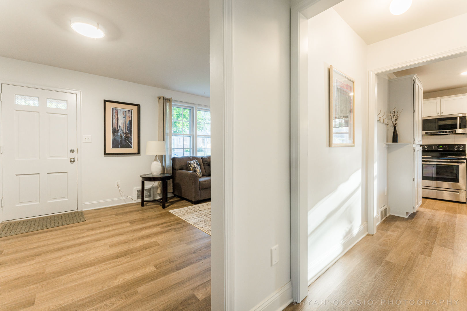 523 Kendall Lane DeKalb, IL 60115 - Photo 13 of 29 a view of a living room
