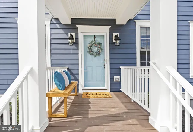a view of a entryway door of the house