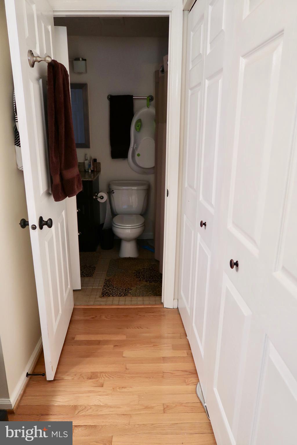 8512 Golden Ridge Court Lorton, VA 22079 - Photo 14 of 28 Hardwood Flooring