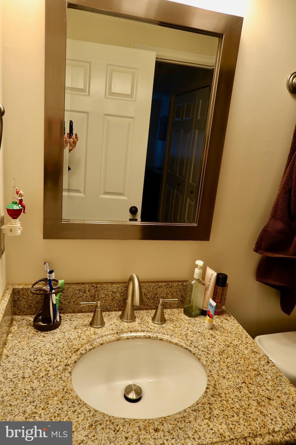 8512 Golden Ridge Court Lorton, VA 22079 - Photo 16 of 28 Granite