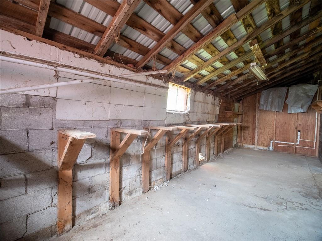 198 Mountain View Road Donegal, PA 15628 - Photo 15 of 27