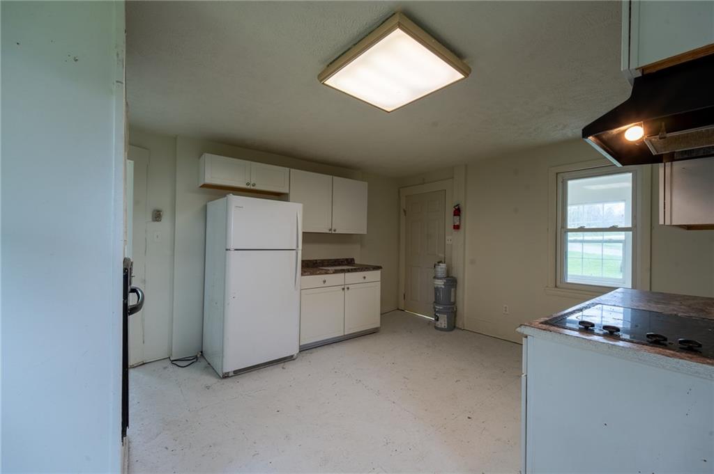 198 Mountain View Road Donegal, PA 15628 - Photo 21 of 27