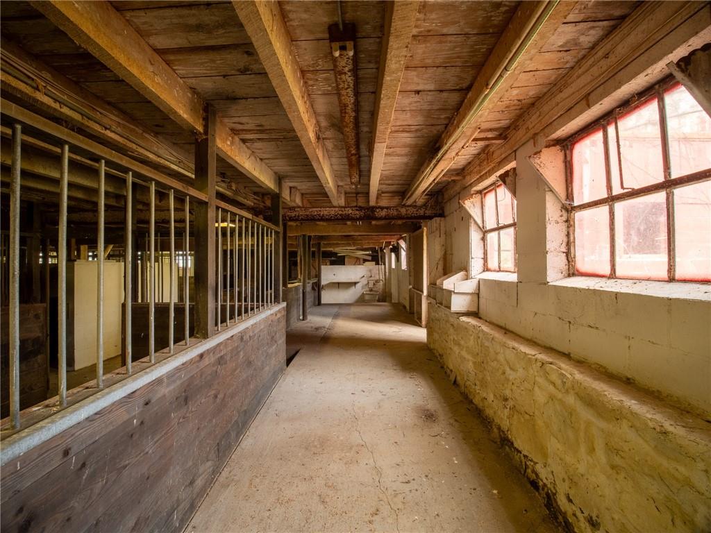 198 Mountain View Road Donegal, PA 15628 - Photo 9 of 27 28 Stahls