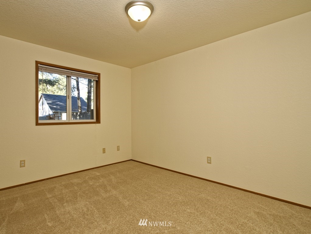 80 East Merioneth Road Shelton, WA 98584 - Photo 11 of 16 Gallery Image 11