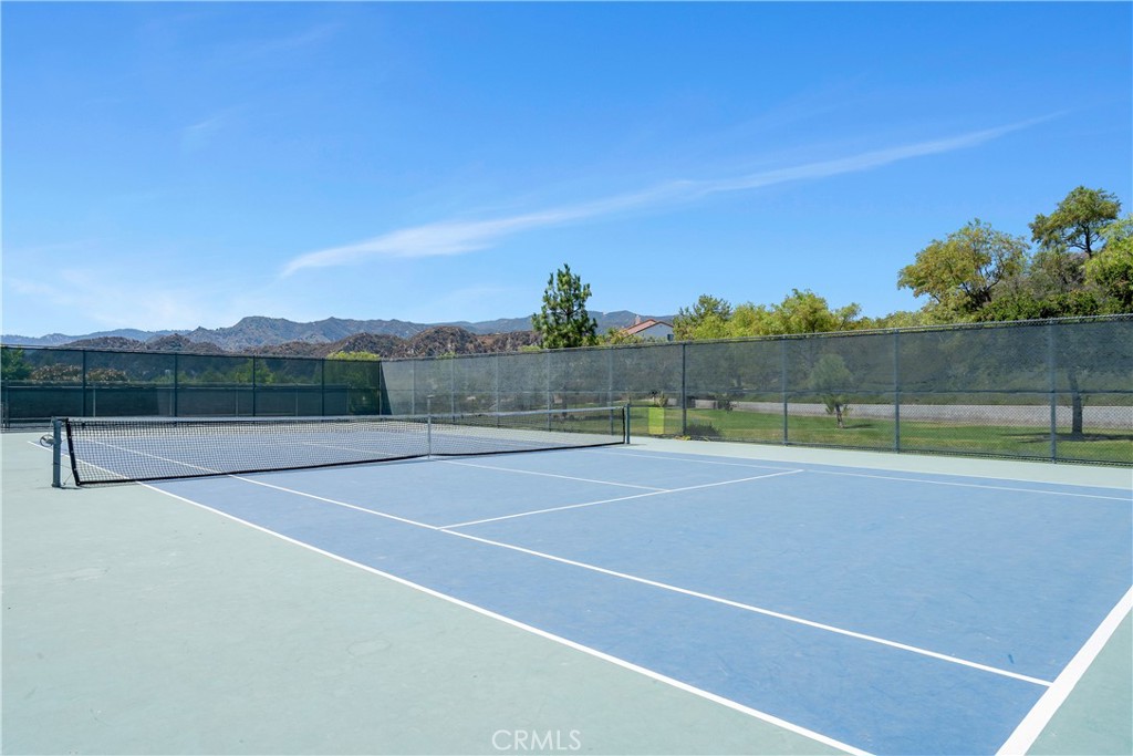 25730 Hawthorne Place Stevenson Ranch, CA 91381 - Photo 39 of 41 Community tennis court