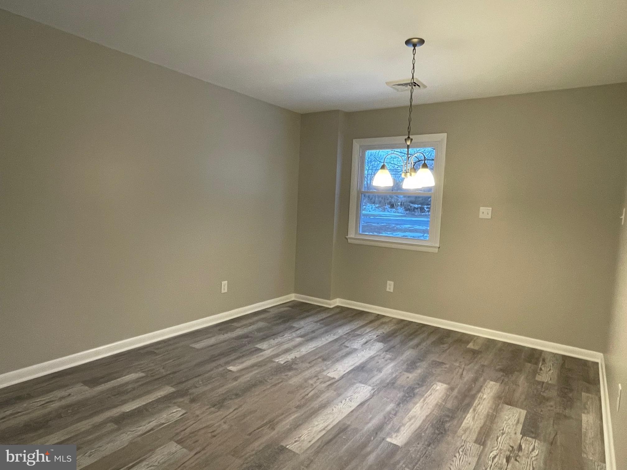 577 Alvine Road Pittsgrove, NJ 08318 - Photo 8 of 25