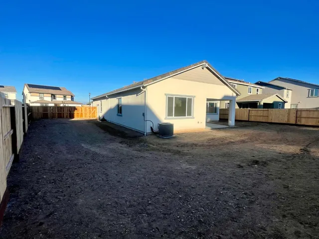 $749,990 | 817 Rosette Court, Roseville, CA 95747