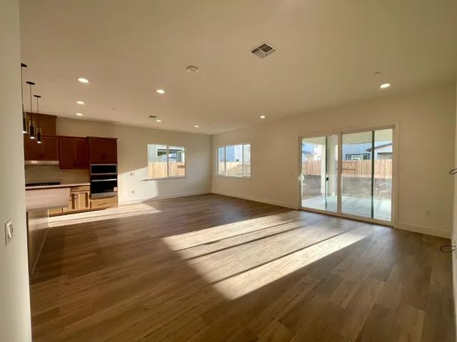 $749,990 | 817 Rosette Court, Roseville, CA 95747