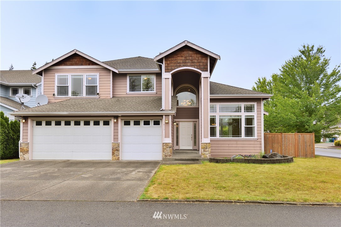 415 Kitsap Avenue Northeast Renton, WA 98059 - Photo 1 of 22 Gallery Image 1