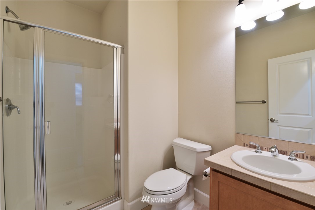 415 Kitsap Avenue Northeast Renton, WA 98059 - Photo 12 of 22 Gallery Image 12