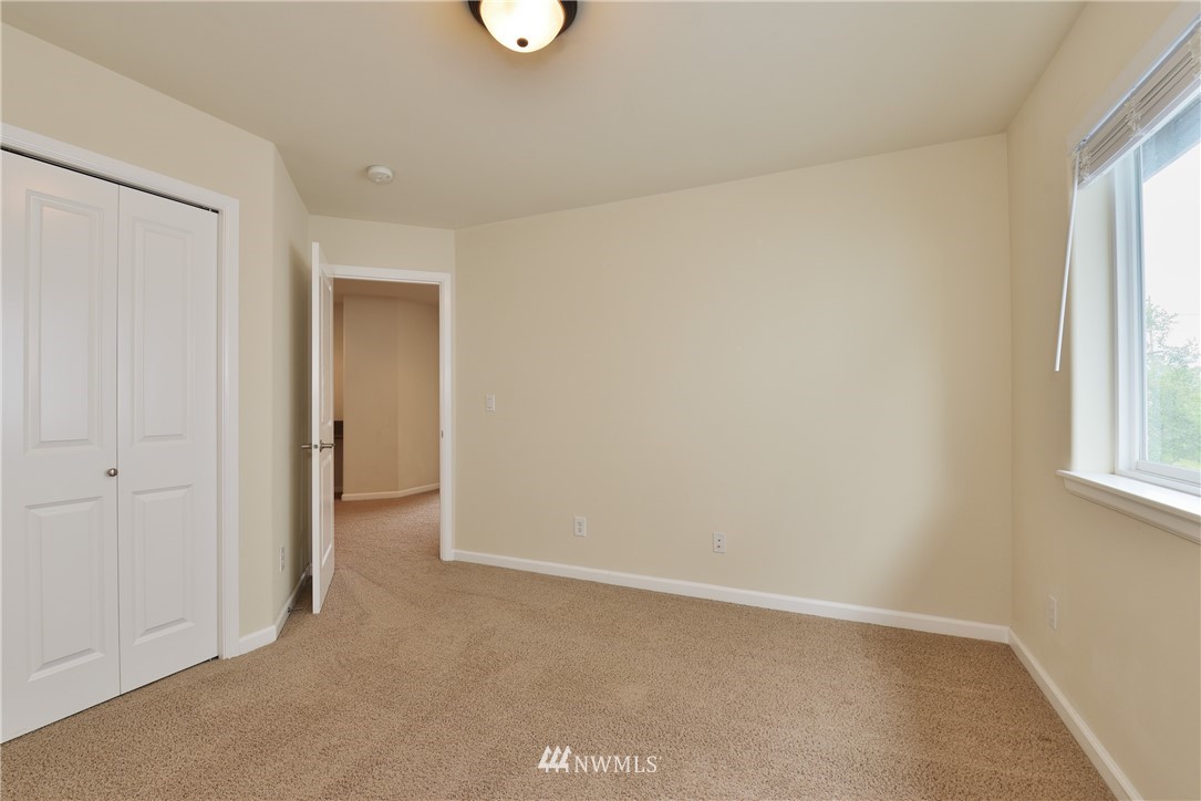 415 Kitsap Avenue Northeast Renton, WA 98059 - Photo 18 of 22 Gallery Image 18