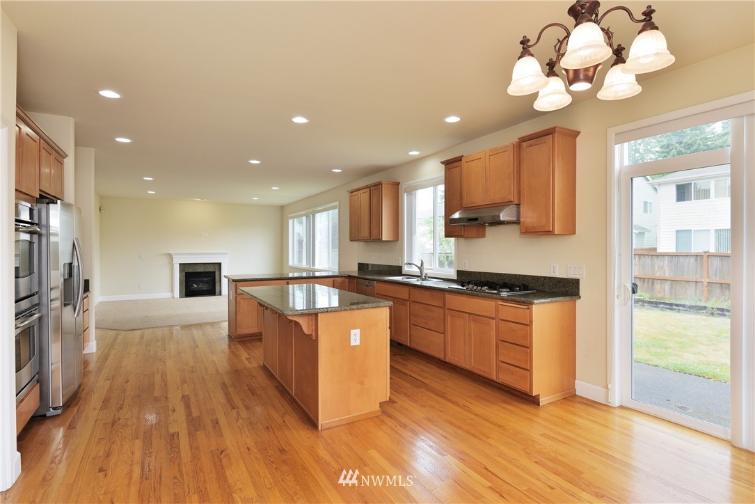 415 Kitsap Avenue Northeast Renton, WA 98059 - Photo 8 of 22 Gallery Image 8