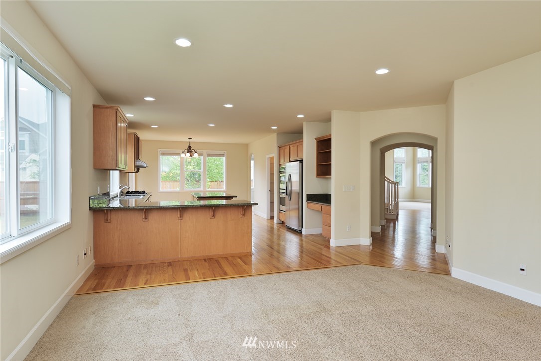 415 Kitsap Avenue Northeast Renton, WA 98059 - Photo 9 of 22 Gallery Image 9