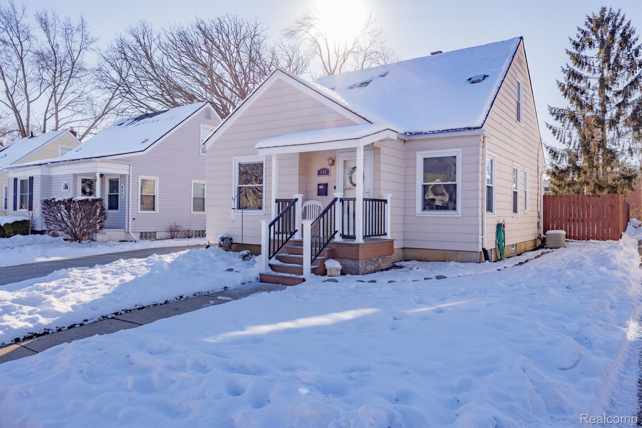 480 Roth Boulevard Clawson, MI 48017 - Photo 2 of 34 Front view