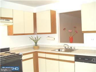 1112 Old Forge Road New Castle, DE 19720 - Photo 4 of 12 Kitchen