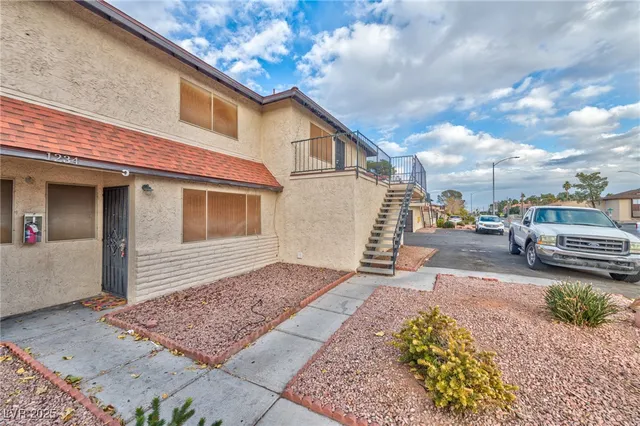 $1,050 | 1234 East Hacienda Avenue, Unit C, Las Vegas, NV 89119