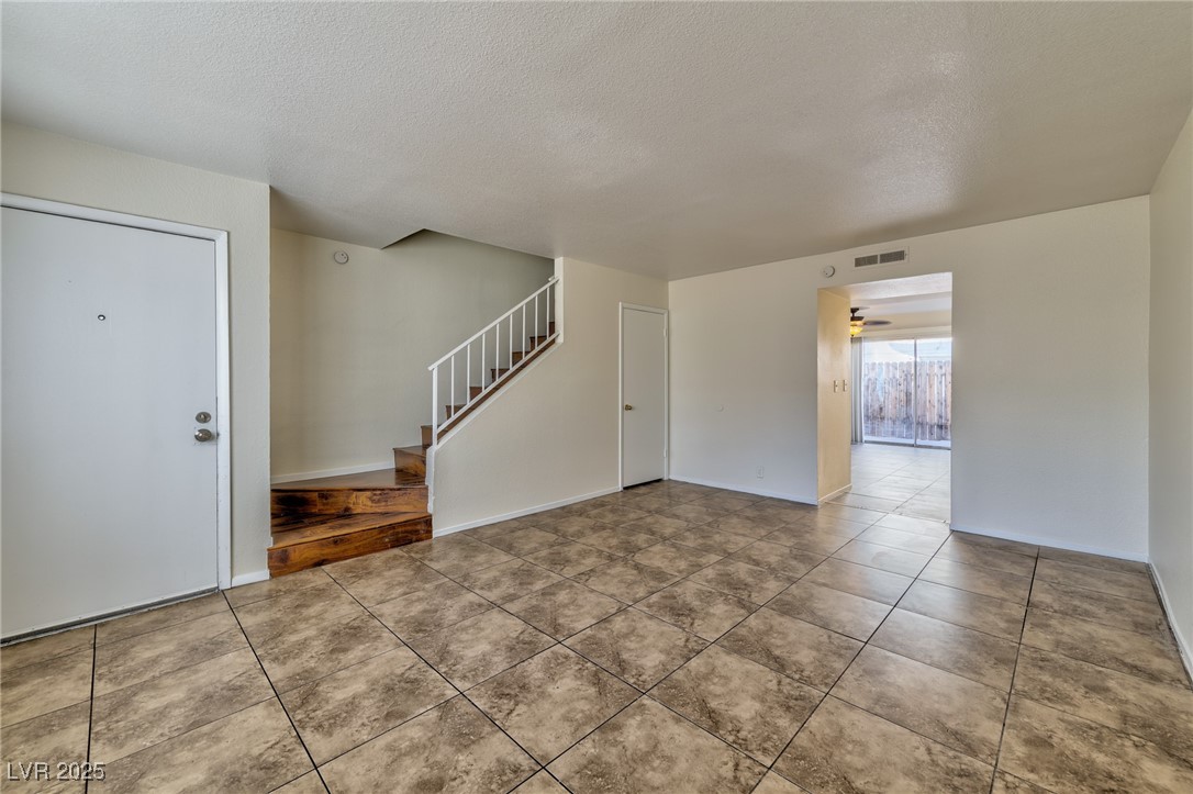 1234 East Hacienda Avenue, Unit C Las Vegas, NV 89119 - Photo 3 of 17