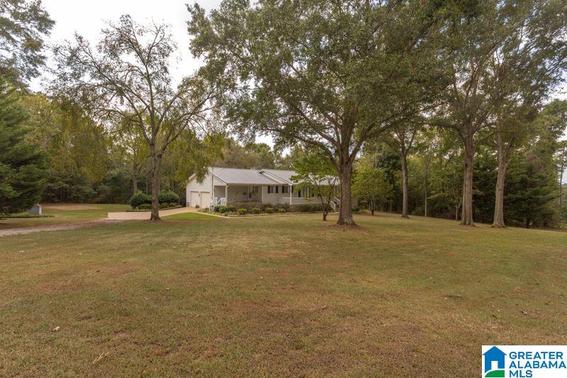 150 Upper 10 Road Anniston, AL 36206 - Photo 2 of 46