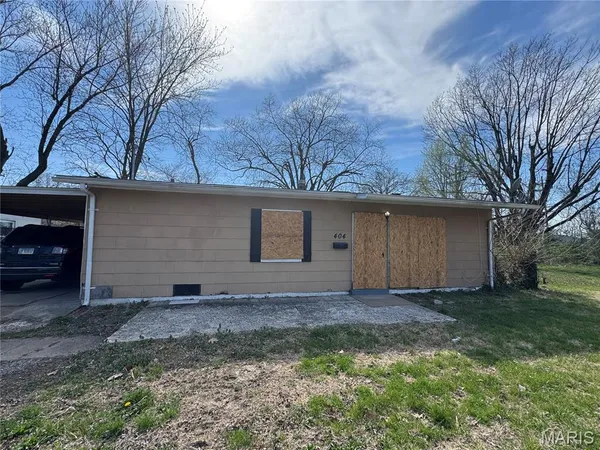 $50,000 | 404 St Thomas Lane, Cahokia, IL 62206