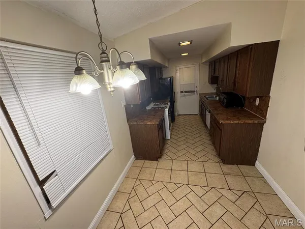 $50,000 | 404 St Thomas Lane, Cahokia, IL 62206